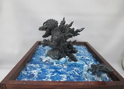 ゴジラのジオラマが届きました ・・・ ko-shikagoさんの作品です