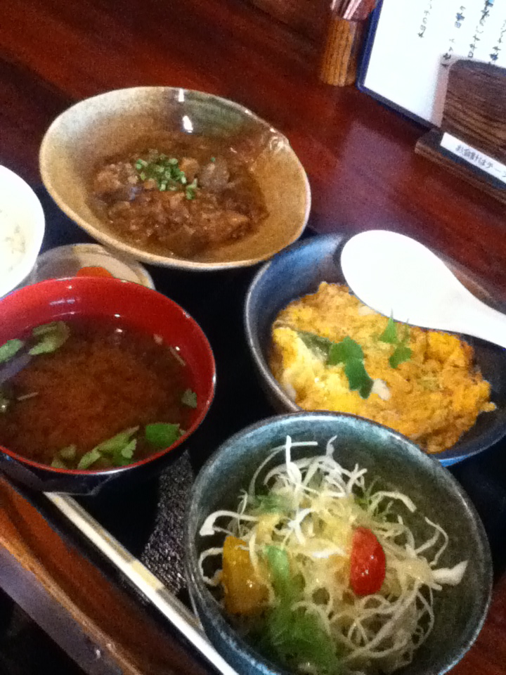 日替り定食 880円