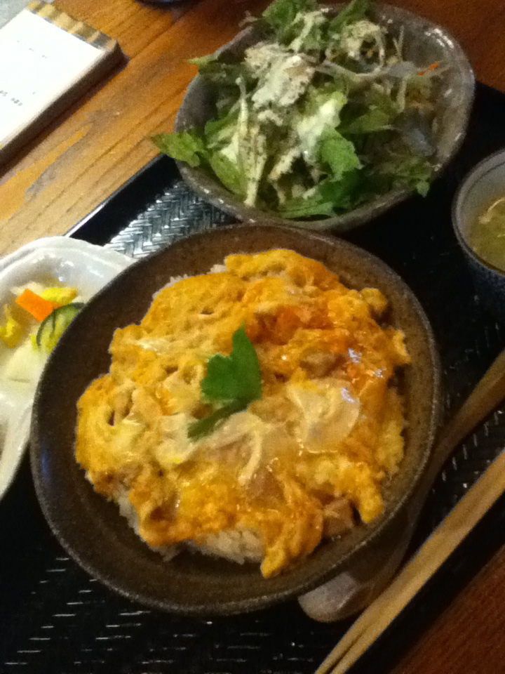 地鶏の親子丼 950円