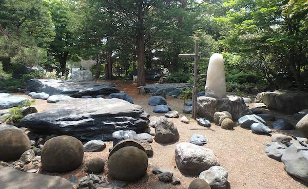 巨石群