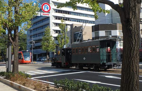 坊ちゃん列車2