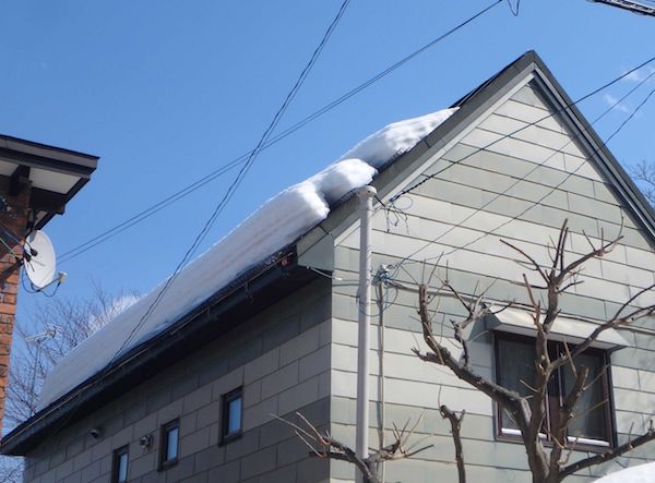 屋根の雪