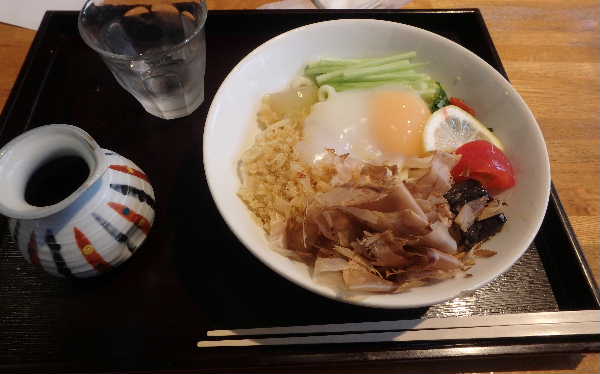 冷やしタヌキ