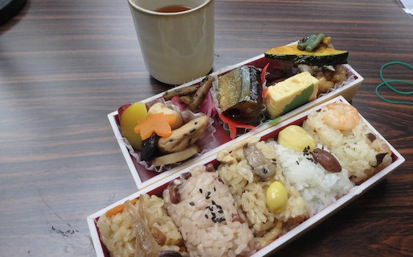 昼食