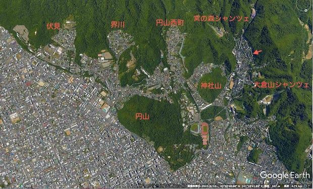 円山上空