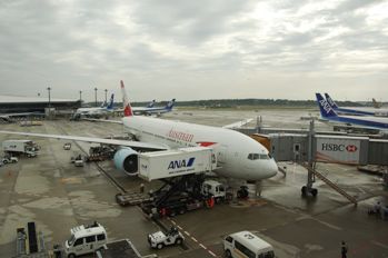成田に到着
