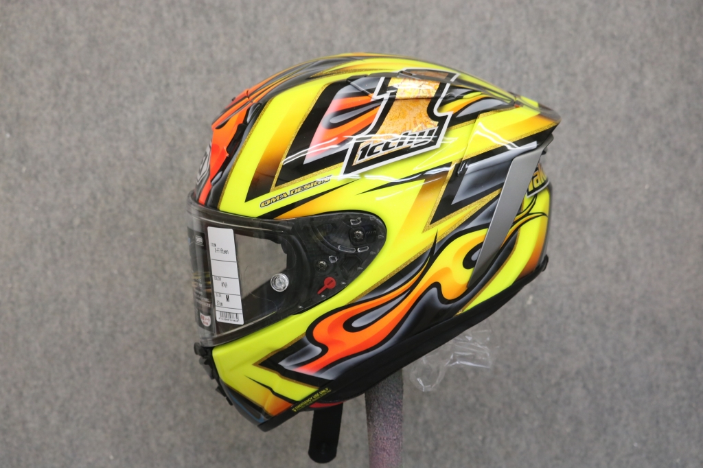 新作ヘルメット（X-Fifteen、X-15、蛍光イエロー黄色、蛍光オレンジ橙