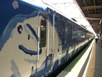 1号車のホッキョクグマ号の外観