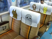 座席はイラスト付きの「どうぶつシート」