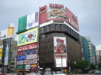 すすきのの交差点