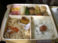 これが北海道の食材が詰まったお弁当