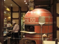 ピッツァを焼く窯
