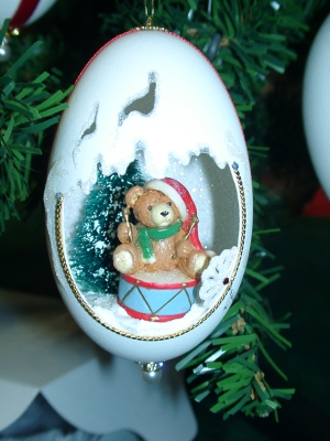 卵を使った飾りEggart07