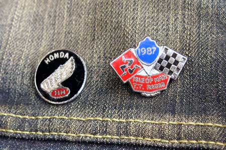 英国ピンバッジ】60～70's U.K. Vintage Rockers Bikers Pin Badge
