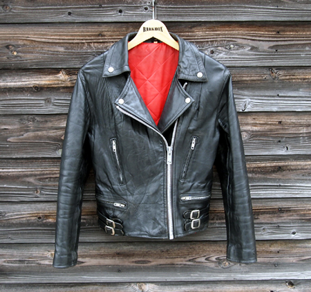 希少サイズ！70's Real Leathers Black Lightning Type (32) VJK-60