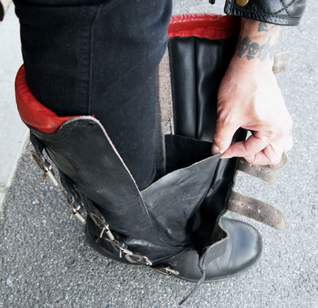 3/20 更新！ASHMAN 6-Buckle Red Line Boots (UK/8.5) UKB-136 | New