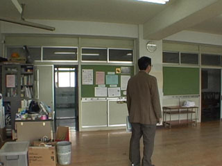 学校を辞めます
