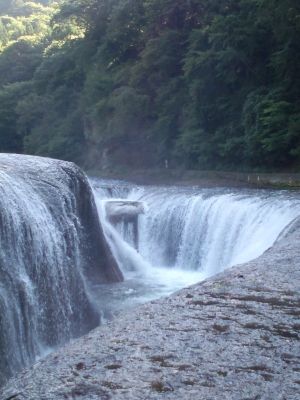 吹割の滝