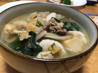 京芋を入れて豚汁もどき 寒ブリの蒸し煮 きままにスマイル