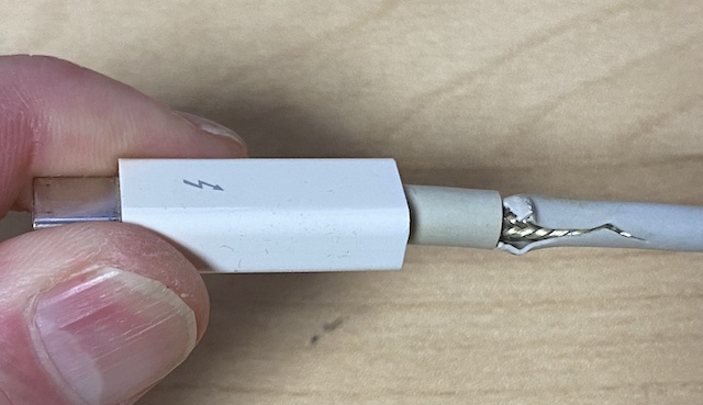 Thunderbolt 3で27インチモニタを使う | 上高地 仁の真・百斤の黄金