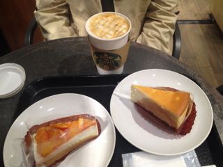 必ずスタバに行きます(^^)