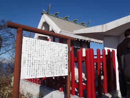 p_016.jpg