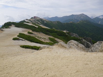 p_048.jpg