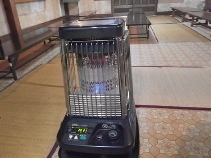 p_052.jpg