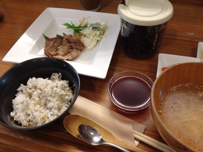 まるうまランチ