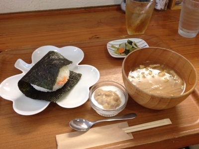まるうま