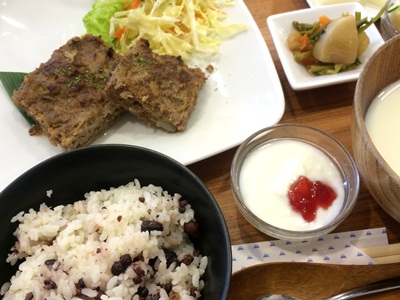 まるうま