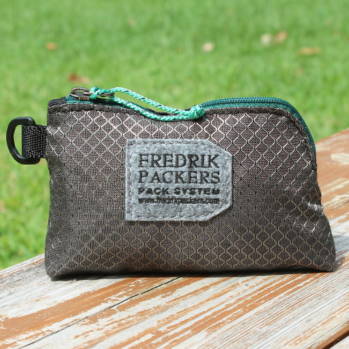 TRAIL WALLET GRAY