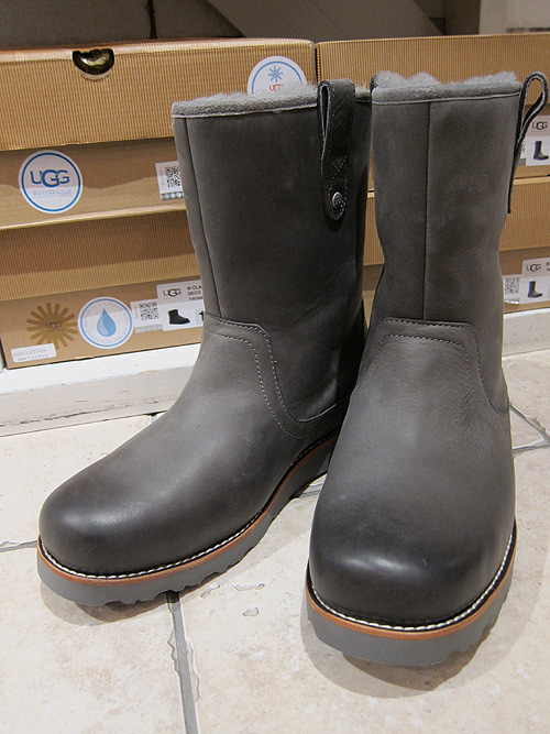 UGG AUSTRALIA stoneman 1.jpg