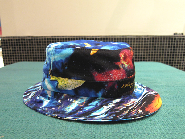 Chari&Co.NYC 宇宙柄バケットハット.jpg