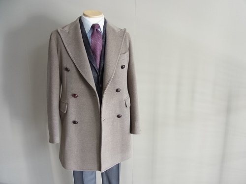 TAGLIATORE(タリアトーレ)チェスターコートドレスコーデ.jpg