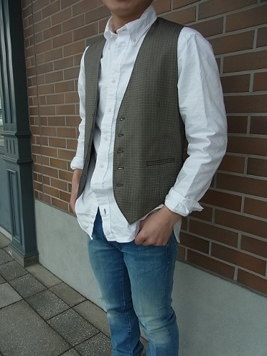 モンテドーロベスト シャツ.jpg