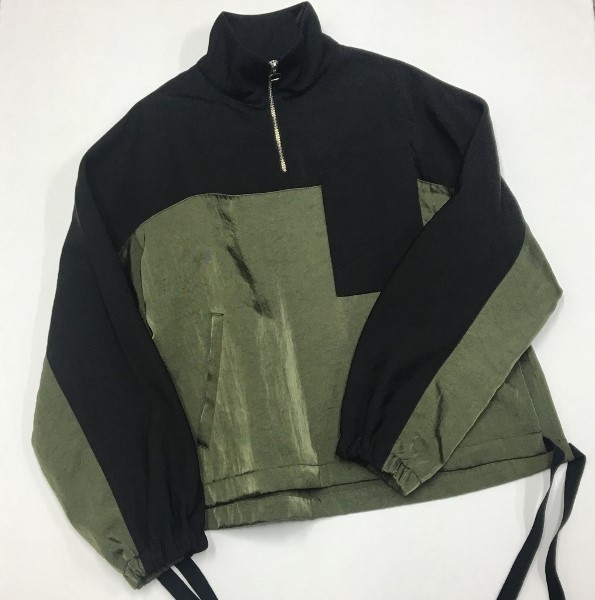 ANEI (アーネイ) の<SIDE SLIT ANORAK>はパーカを着てる感覚で ... ANEI SIDE SLIT ANORAK BLACK size 2