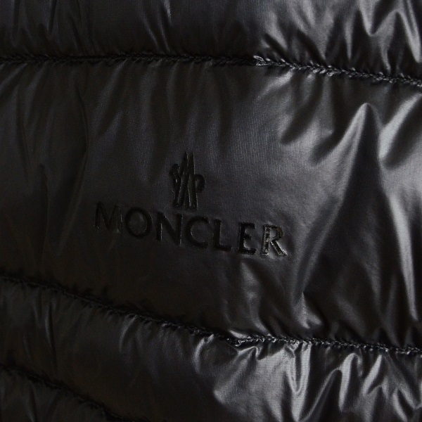 MONCLER】モンクレール 2021年秋冬コレクションのダウンジャケットが 
