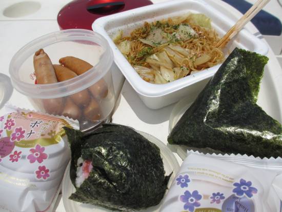 昼食