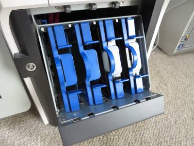 2013-12-25_廃棄XPPCのHDD_IMG_0348_s.JPG