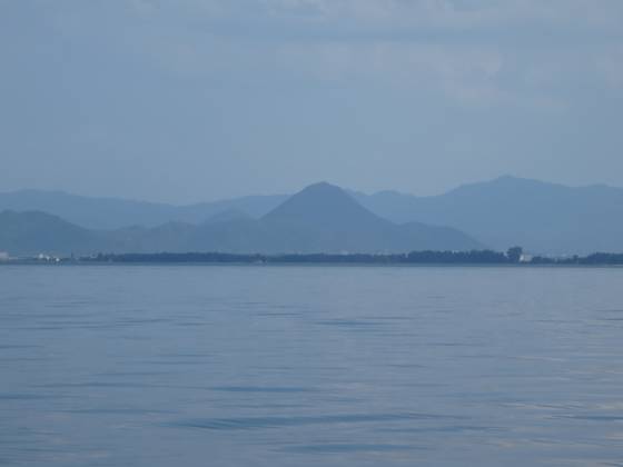 2014-07-25_1542_南の遠くマイアミ浜の方までベタ凪_IMG_6815_s.JPG