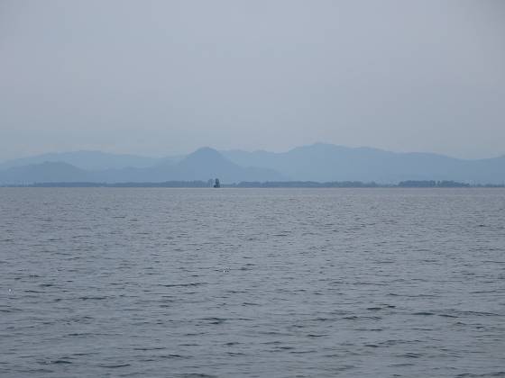 2015-07-03_1124_南に観測塔と近江富士が重なる_IMG_4720_rts.JPG