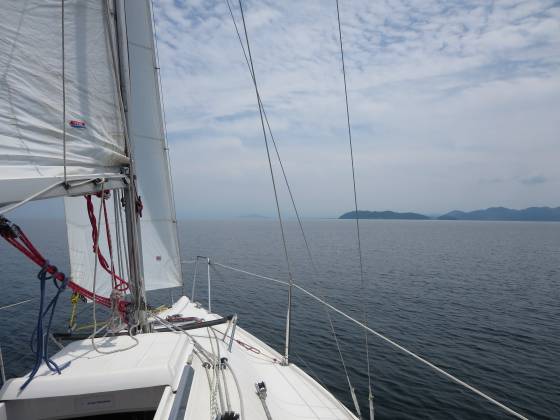 2015-07-03_1203_風が南に回り沖島北端直行コース_IMG_4730_s.JPG