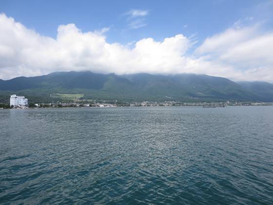 2015-07-24_1028_出港直後の比良の山並み_IMG_4906_s.JPG