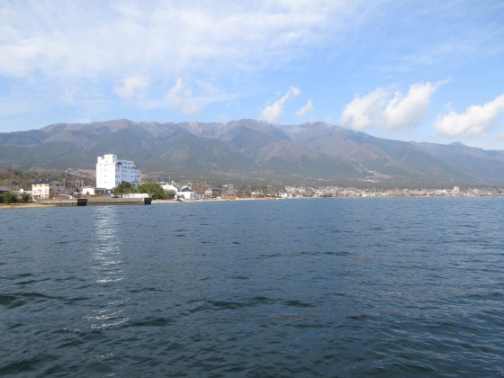 2019-12-21_1048_出港直後の比良の山並み_IMG_1500_s.JPG