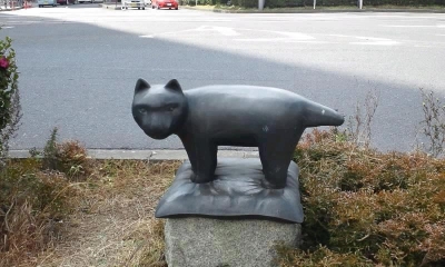 ゆるモニュ