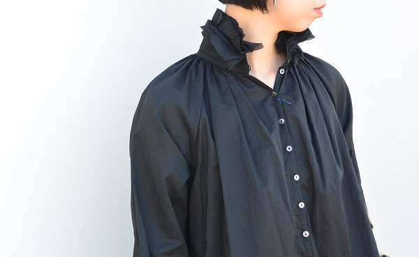 【美品】  yunahica / ユナヒカ | × chieko 黒田知永子コラボ コットン ラミー Vネック チュニックブラウス | 1 | アイボリー | レディース yunahica×chieko 》 11/8 ニットジレを再販します。詳しくはyunahicaの