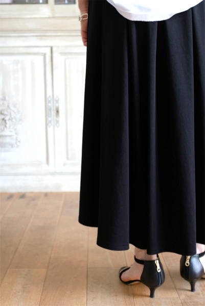 エイトン SUVIN AIR SPINNING GATHERED SKIRT ATON 