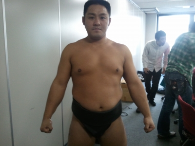 12年04月10日の記事 ぽ くちょっぷ篠木 怒りのメガトンパンチ