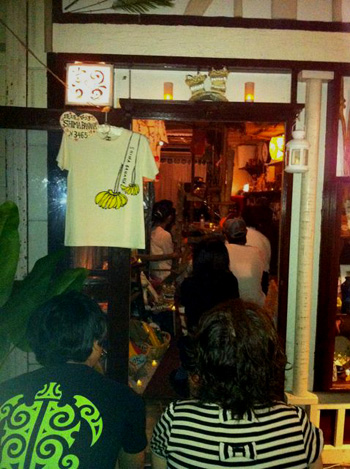 店内ライヴ01